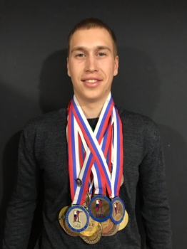 Чемпион России по биатлону