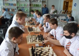 Шахматный турнир в НТЖТ